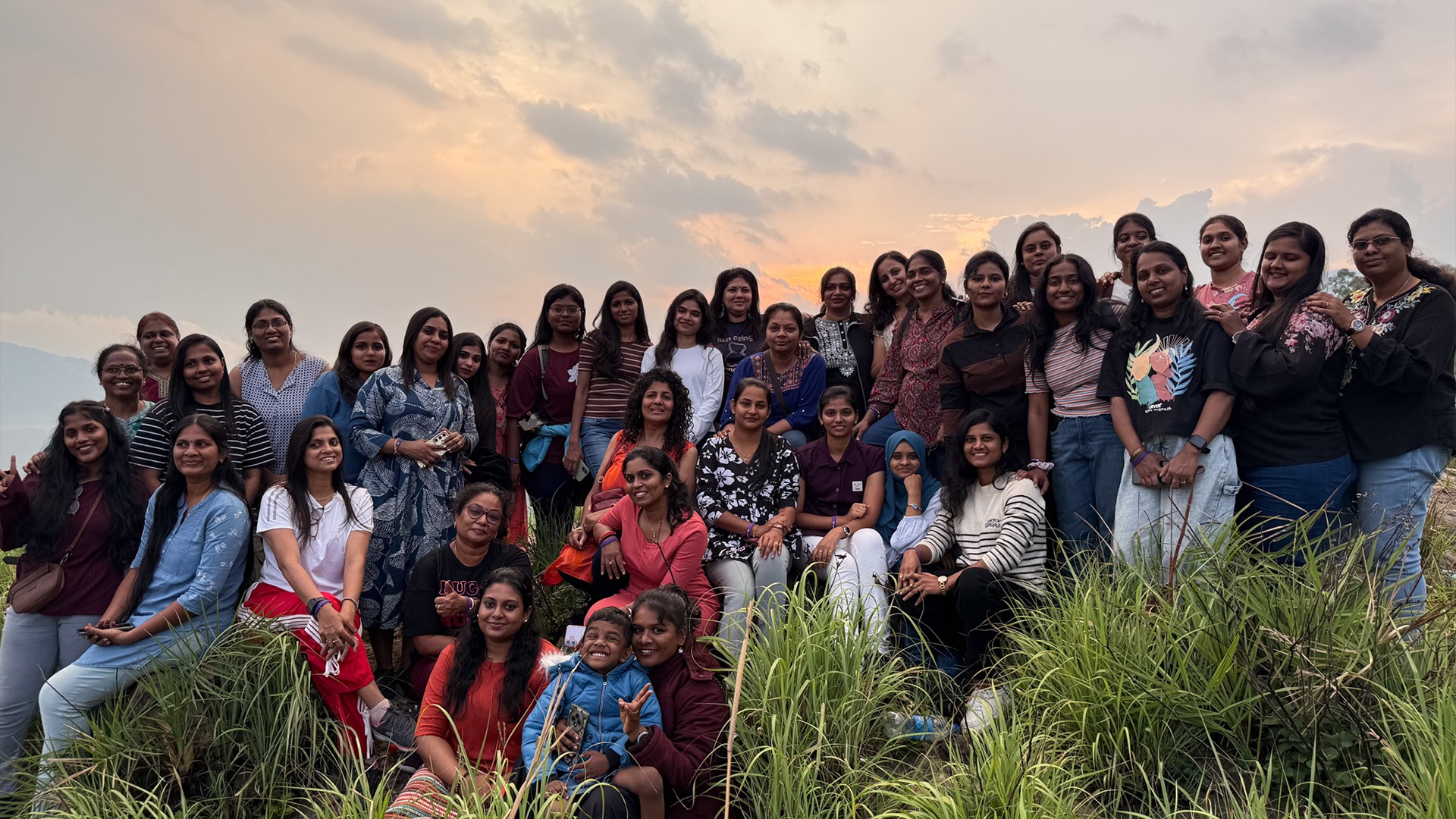 Wander Women – Kolukkumalai trip photo