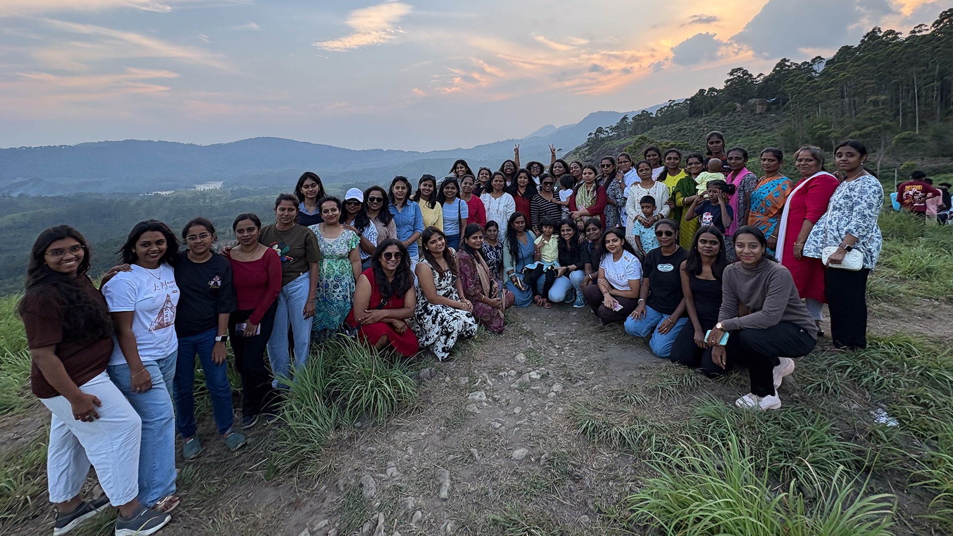 Wander Women – Kolukkumalai trip photo